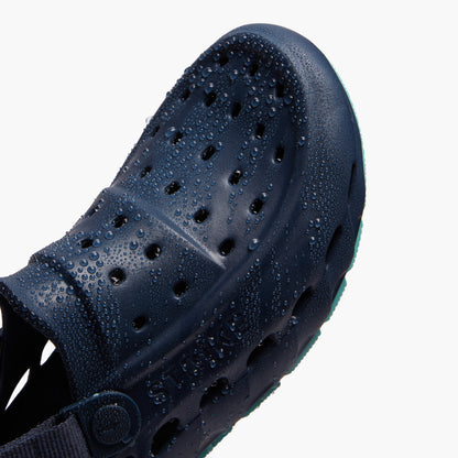 Dogtooth Clog