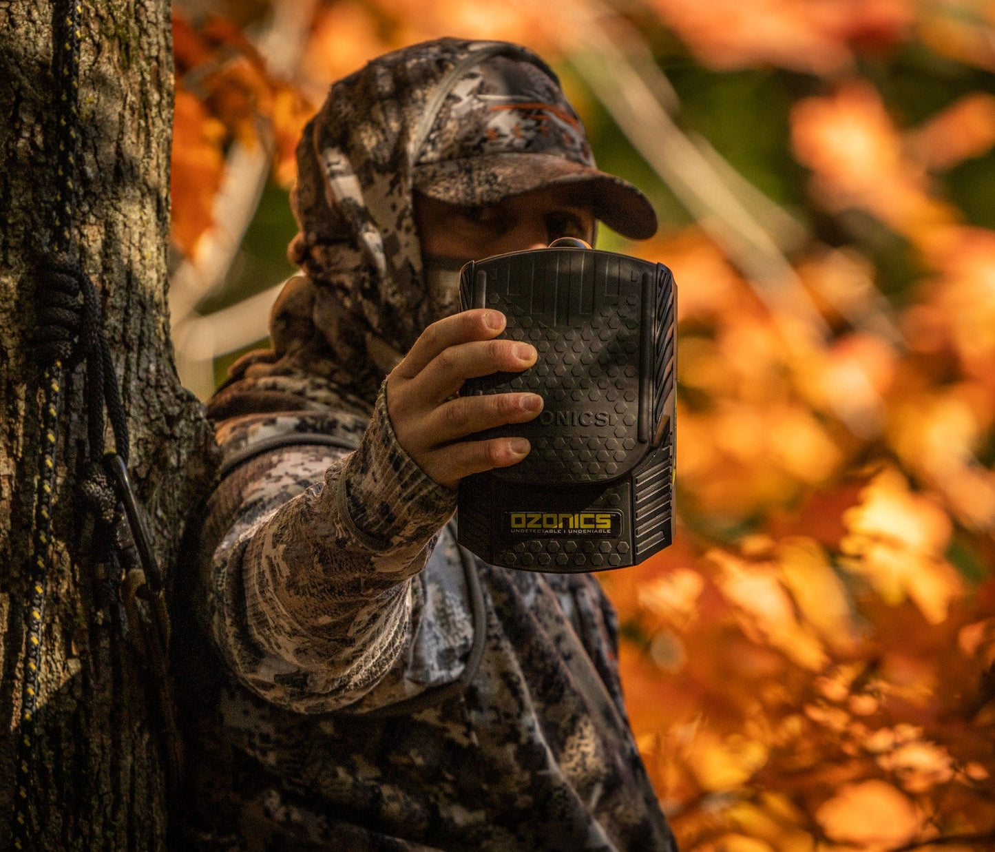 HR600 Cuddeback Bundle